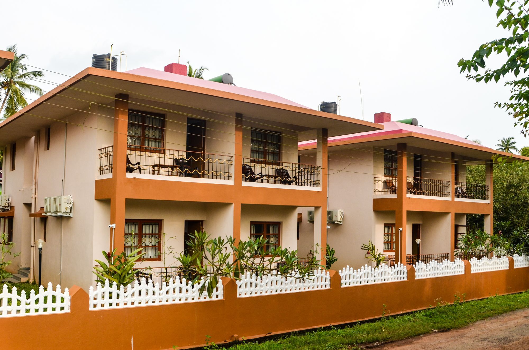 Super Hotel O The Goan Courtyard Colva Exteriör bild